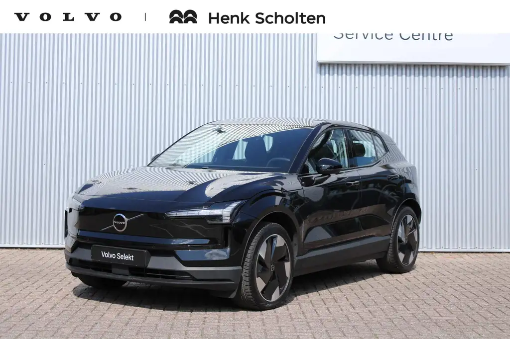Volvo EX30 Single Motor Extended Range Plus 69 kWh | Semi ele