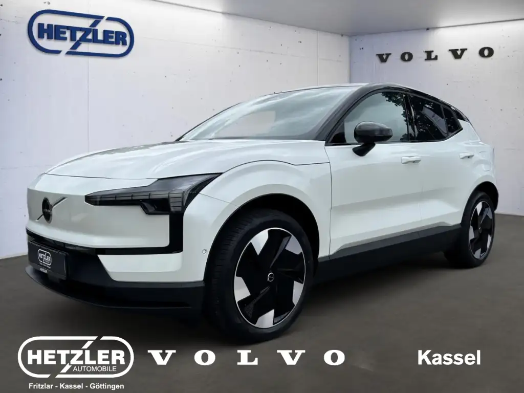 Volvo EX30 Ultra 2WD Extended Range, Electric Panorama AHK  M