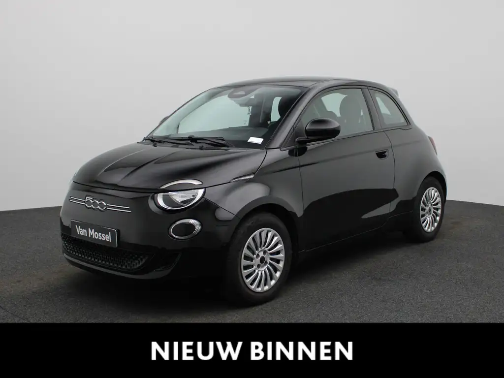 Fiat 500e 42 kWh | Camera | PDC V+A | Carplay | Zetelverwarm