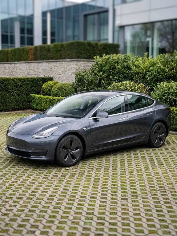 Tesla Model 3 75 kWh Long Range Dual Motor
