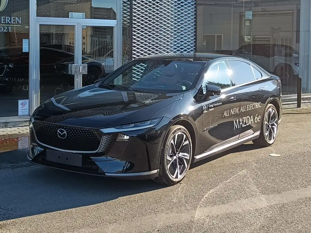 Mazda 6e 6e 68.8 kWh Takumi Plus
