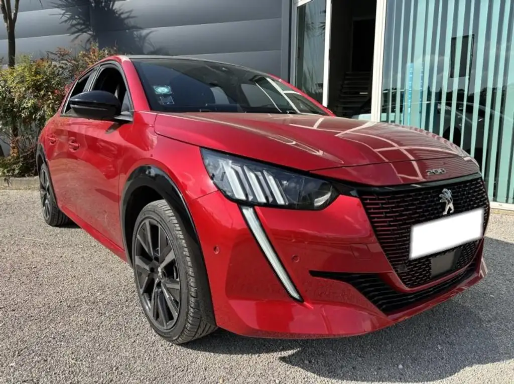 Peugeot e-208 e-208 136ch GT (2023)
