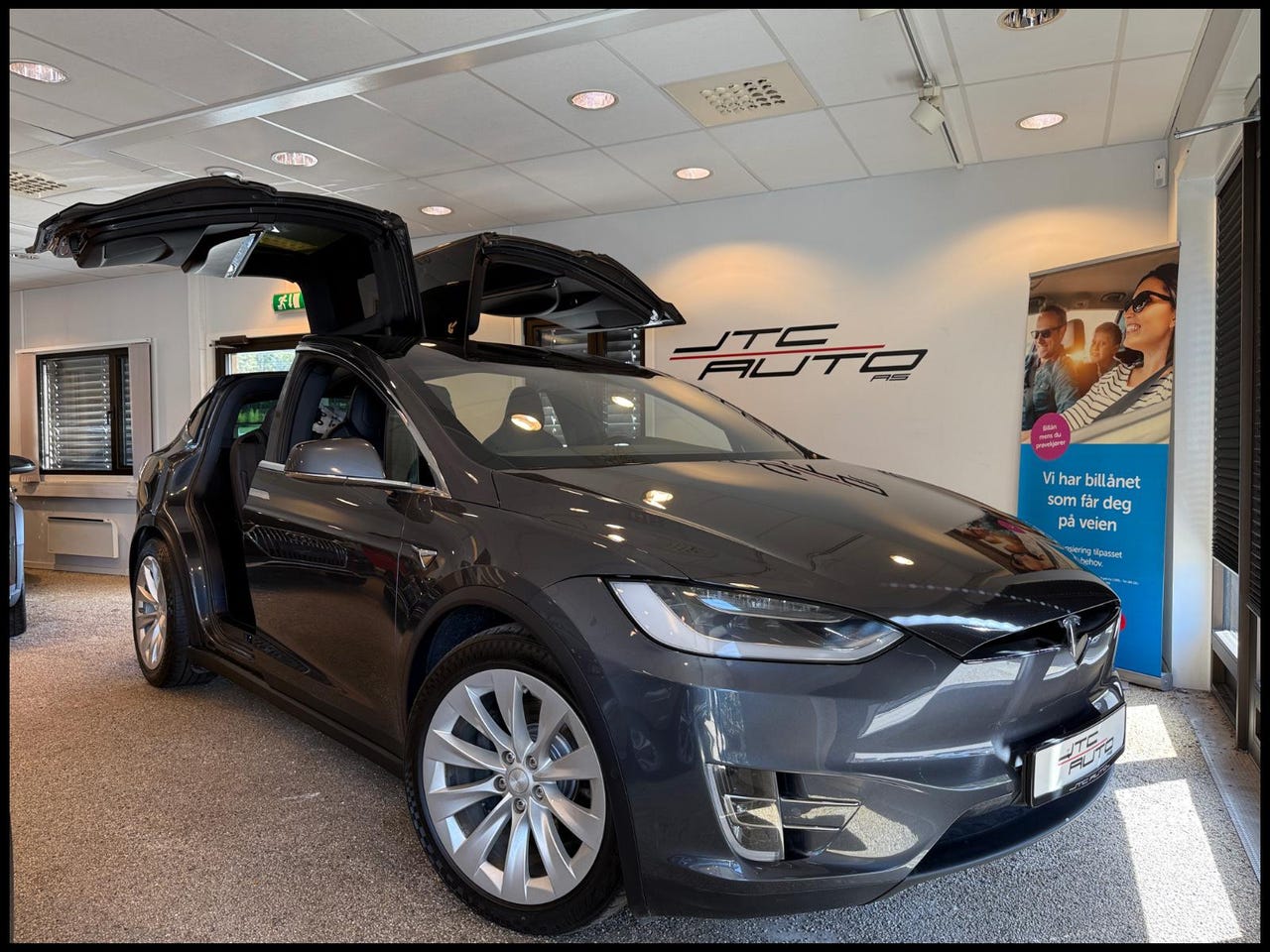 Tesla Model X