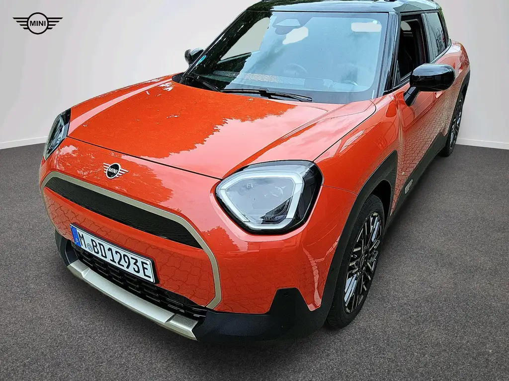 MINI Aceman Favoured Trim