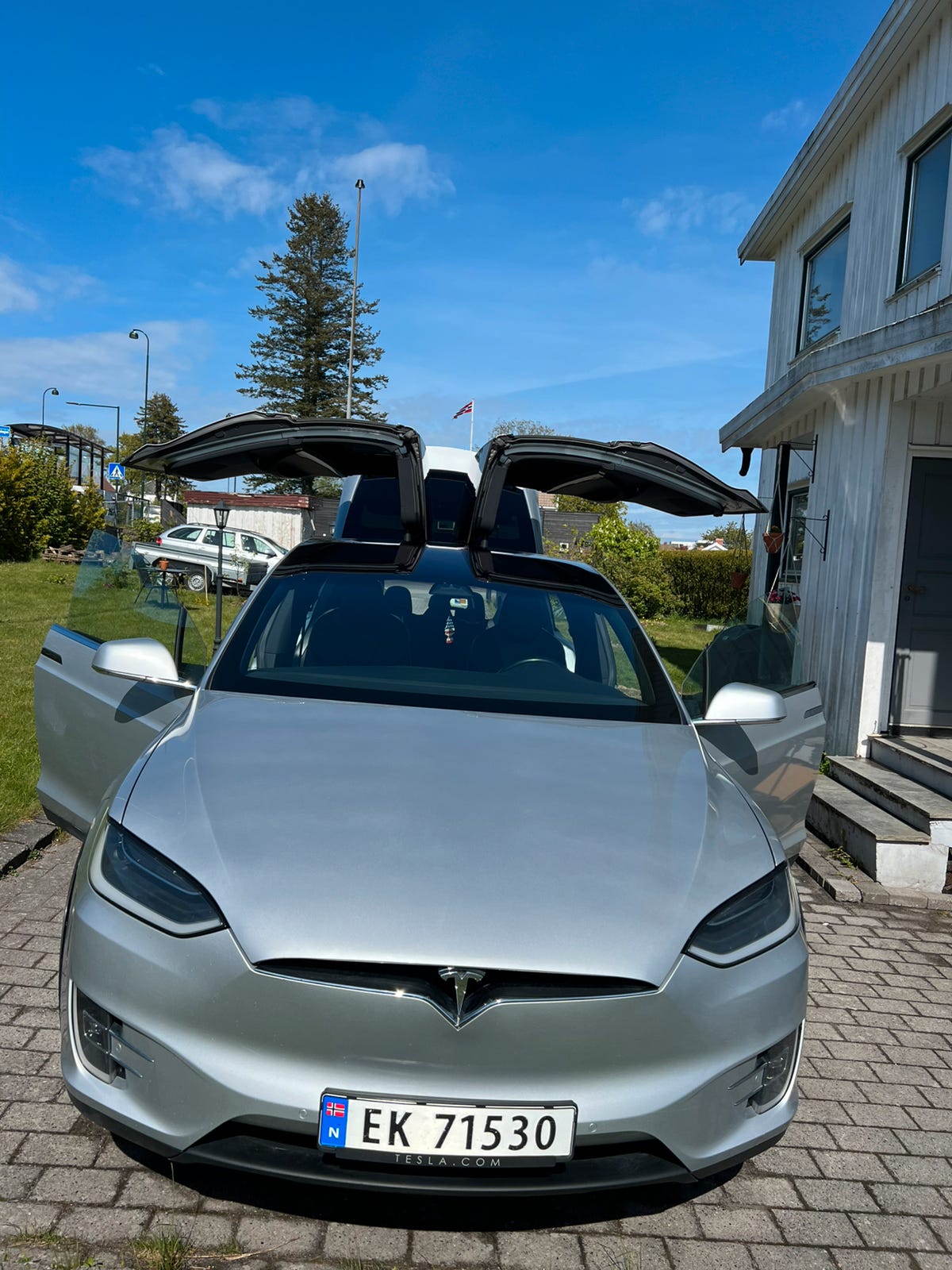 Tesla Model X