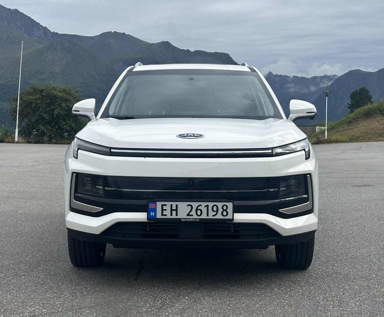JAC e-JS4