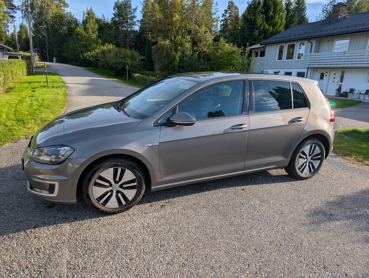 Volkswagen e-Golf VII
