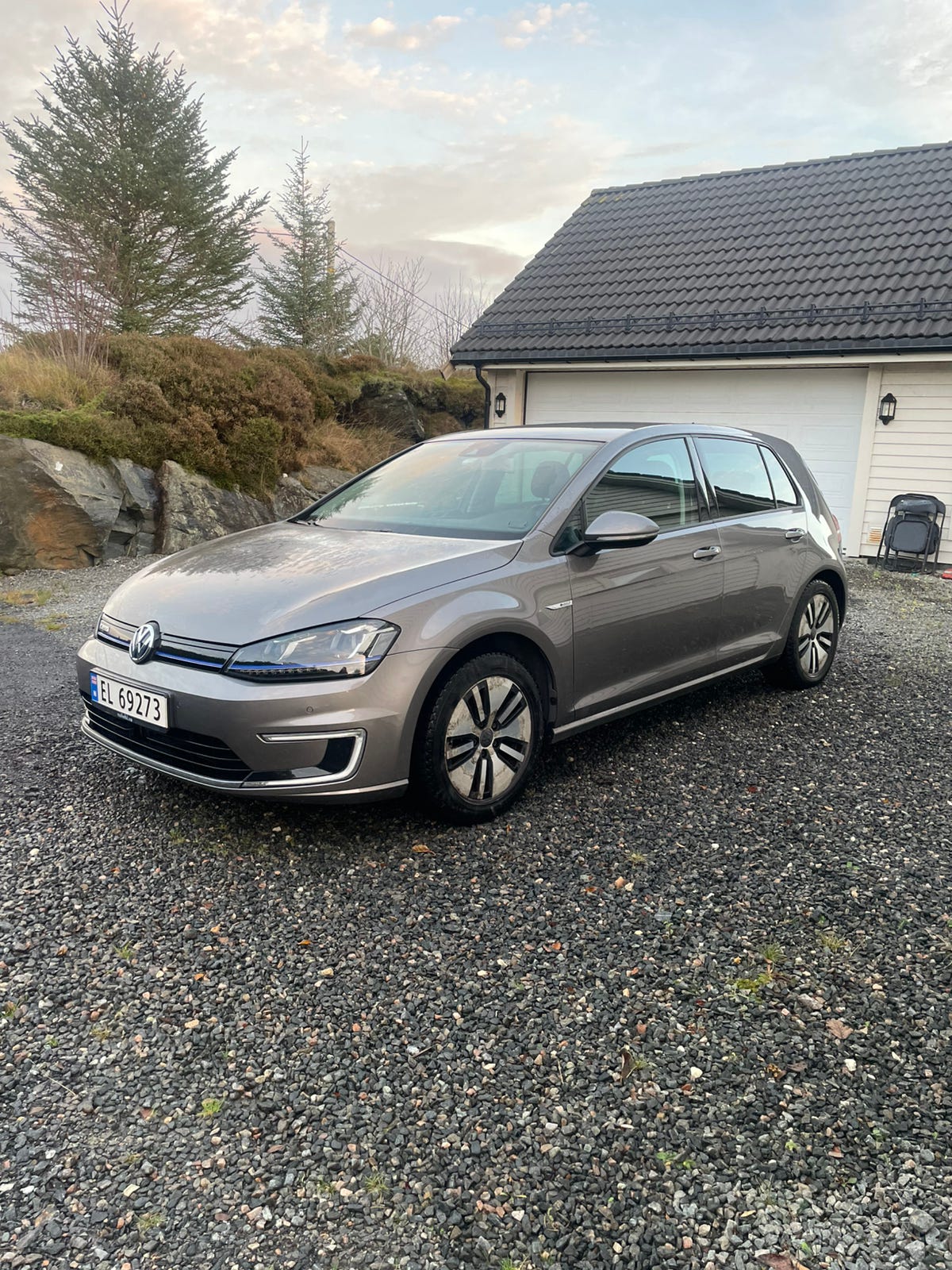Volkswagen e-Golf VII