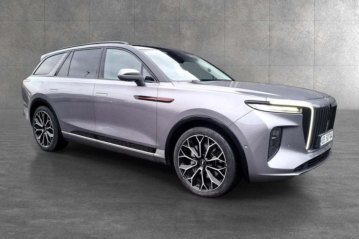 Hongqi E-HS9