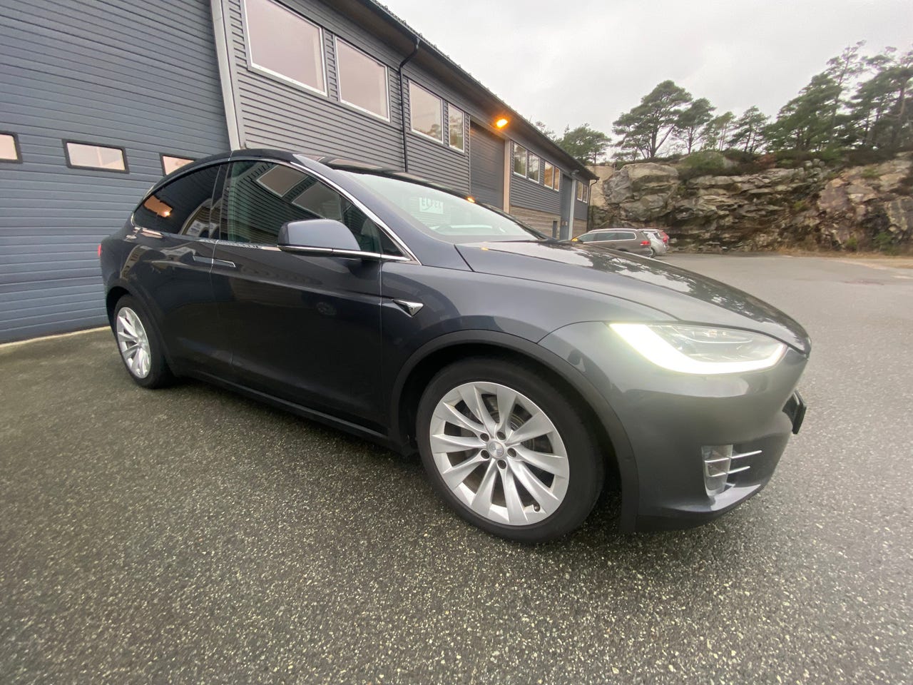 Tesla Model X