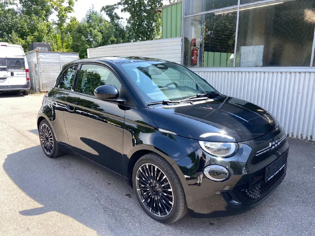 Fiat 500e 3+1 Icon