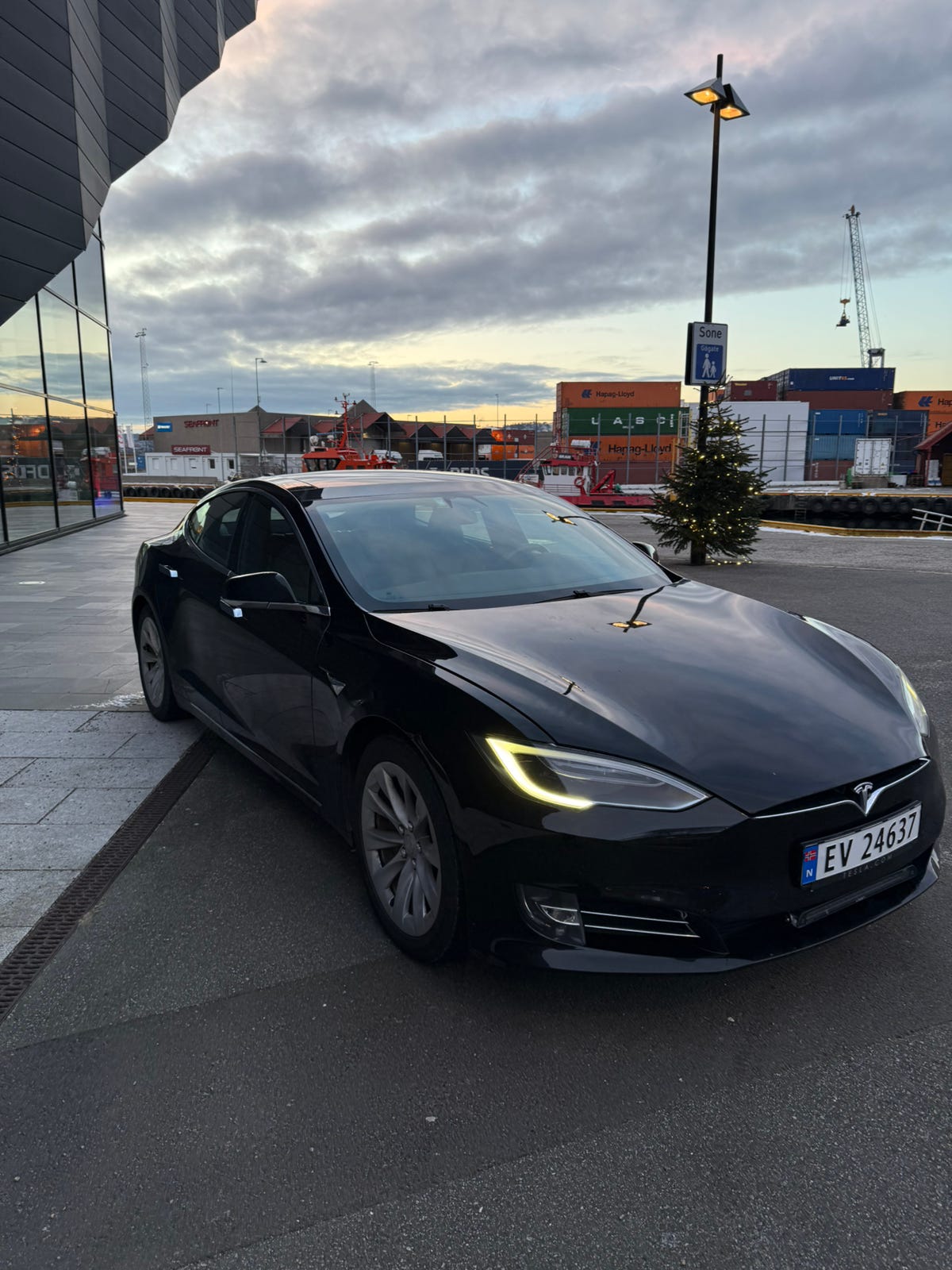 Tesla Model S