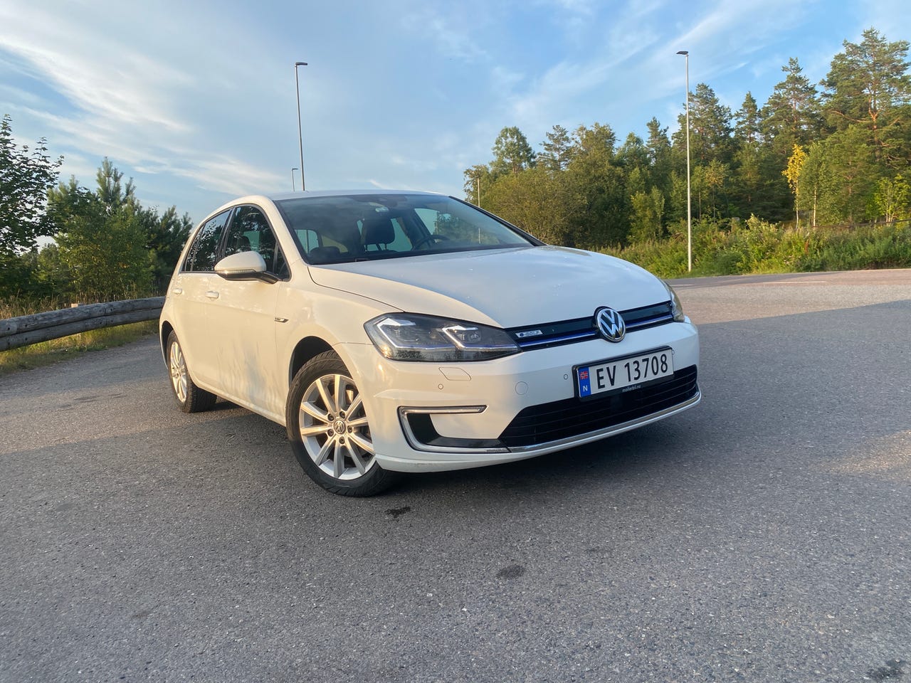 Volkswagen e-Golf VII