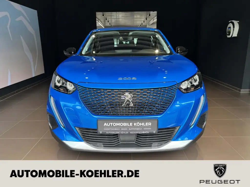 Peugeot e-2008 e- Active Pack On Bord Charger SITZHZG NAVI