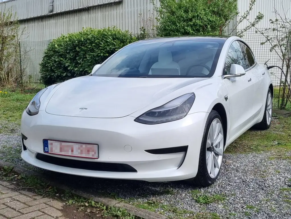Tesla Model 3 Model 3 44 kWh Standard Plus
