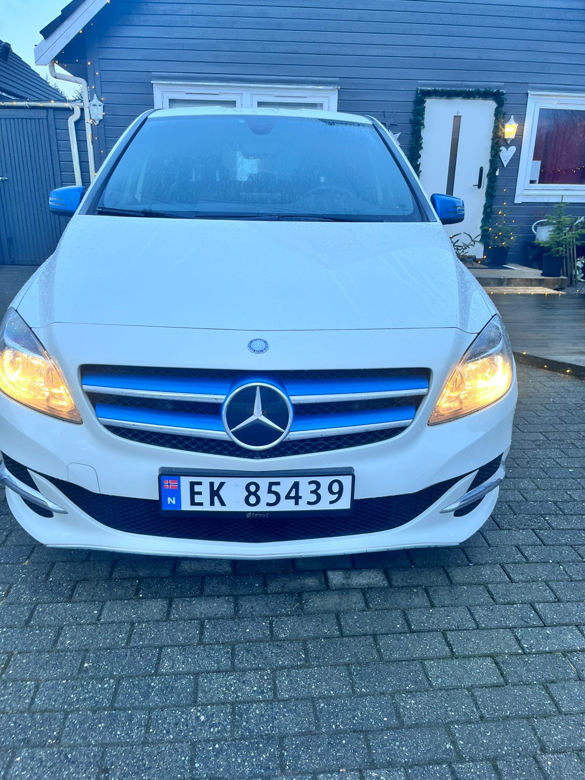 Mercedes-Benz B250 e