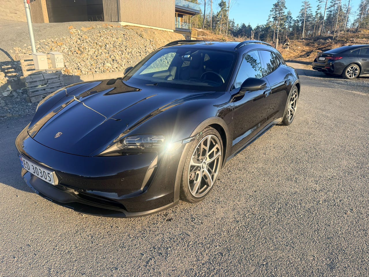 Porsche Taycan Cross Turismo