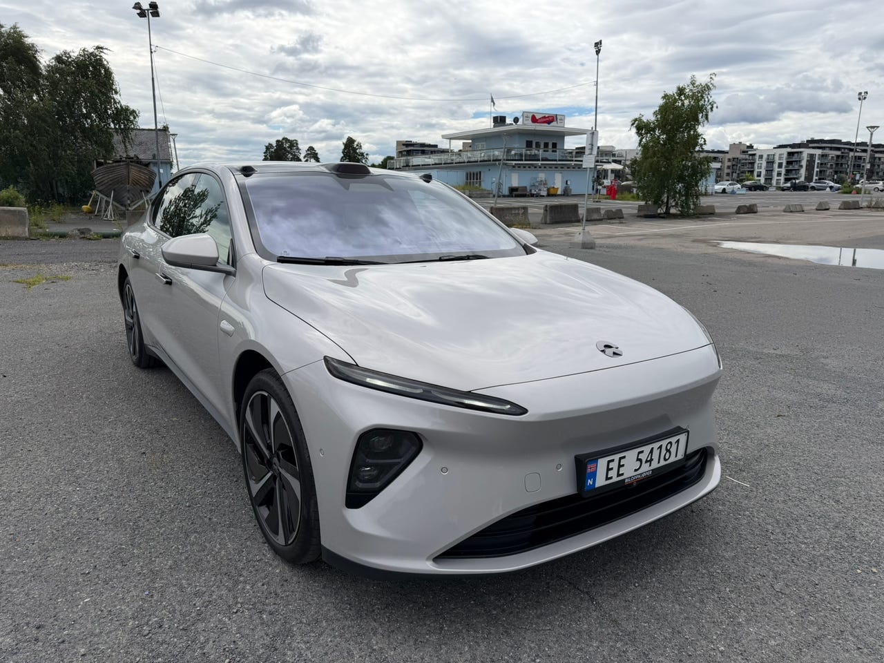 NIO ET7