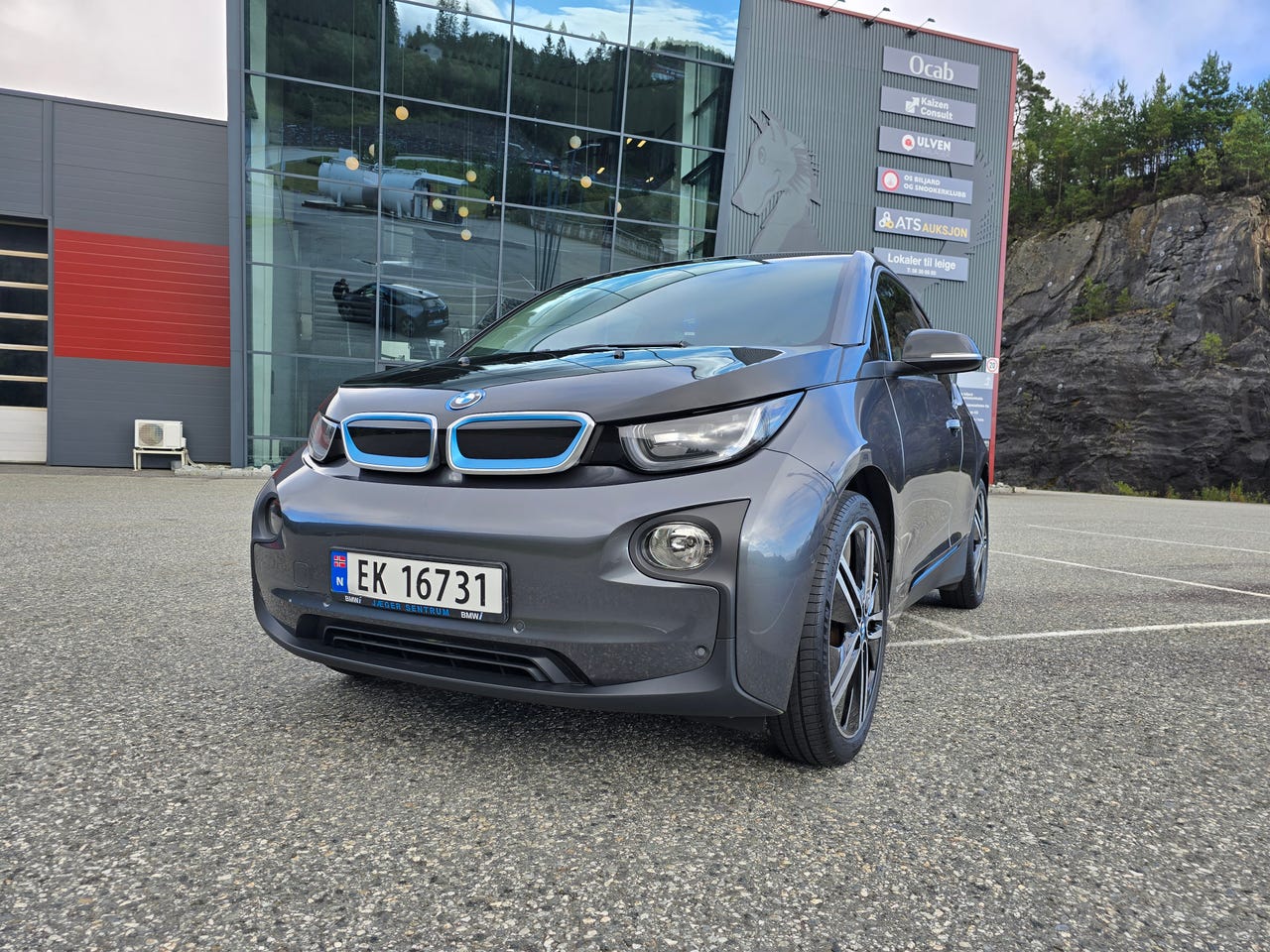BMW i3