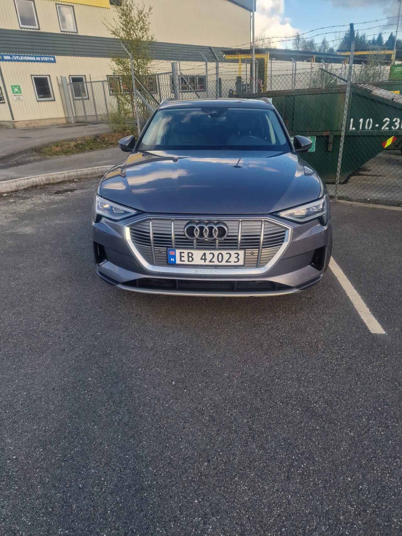 Audi e-tron