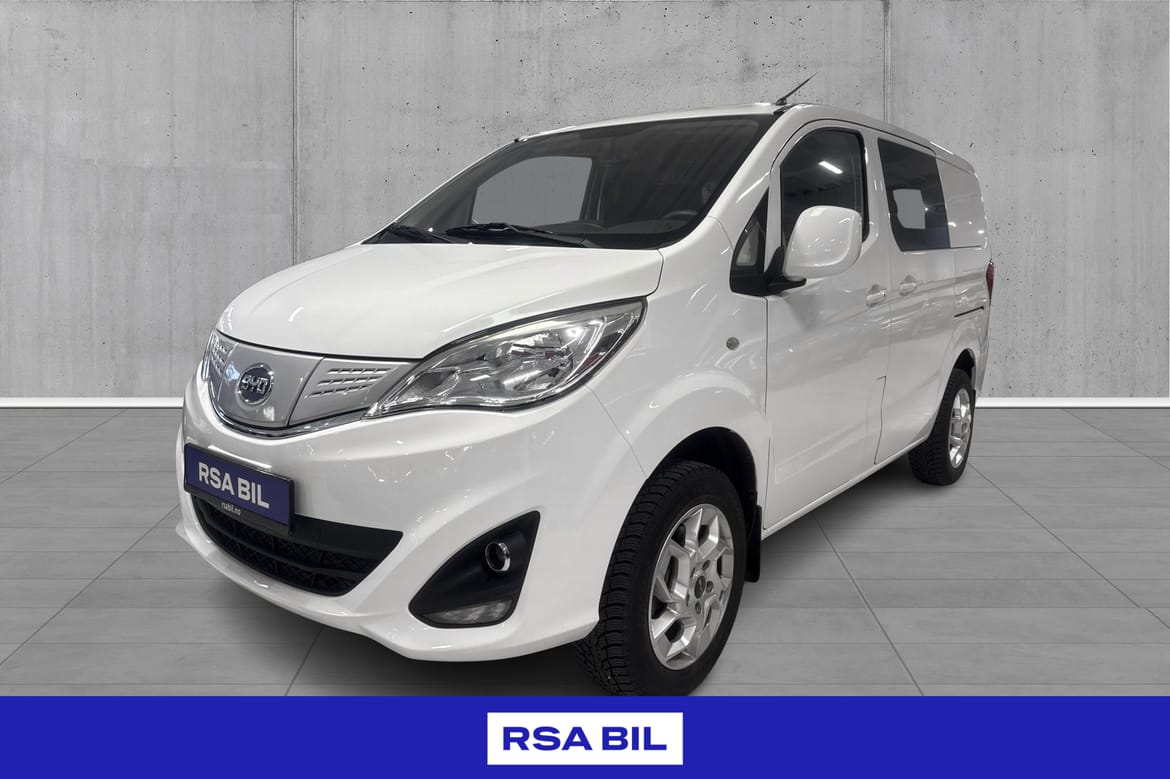BYD T3