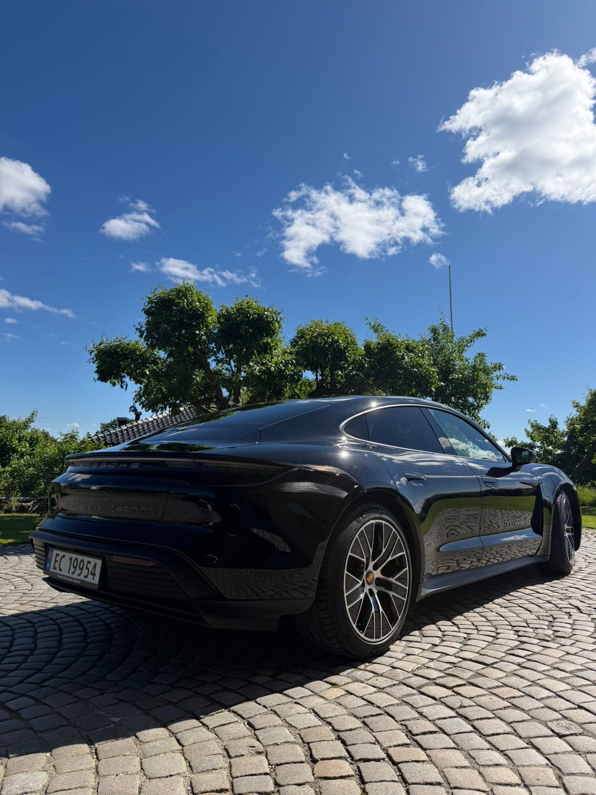 Porsche Taycan