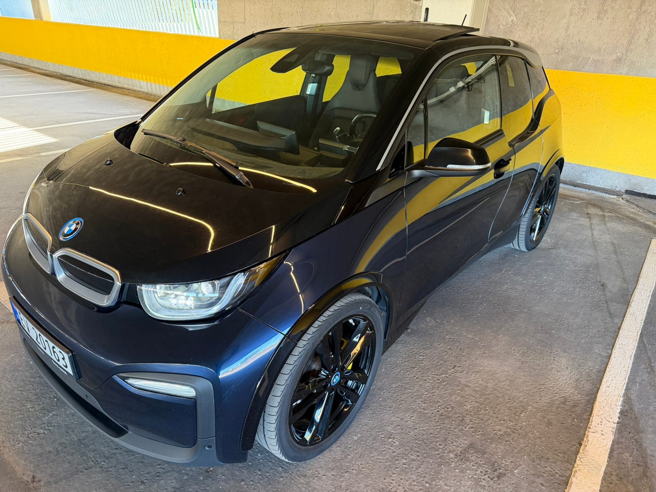 BMW i3