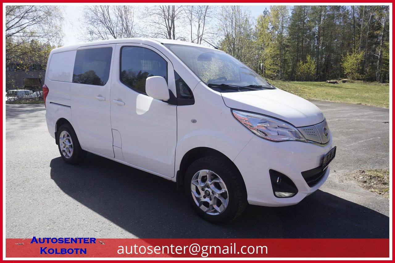 BYD T3