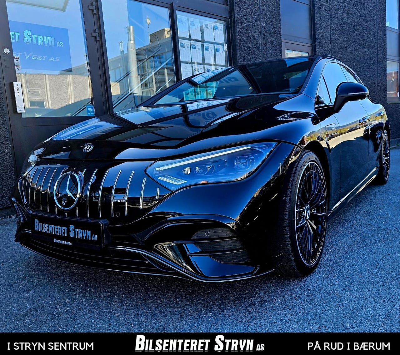 Mercedes-Benz EQE43