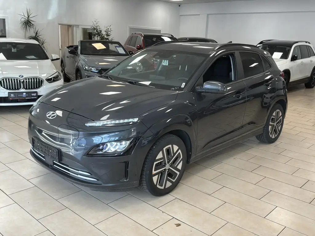Hyundai KONA Trend Elektro LED*R-Cam*CarPlay*WiFi*ACC*1H
