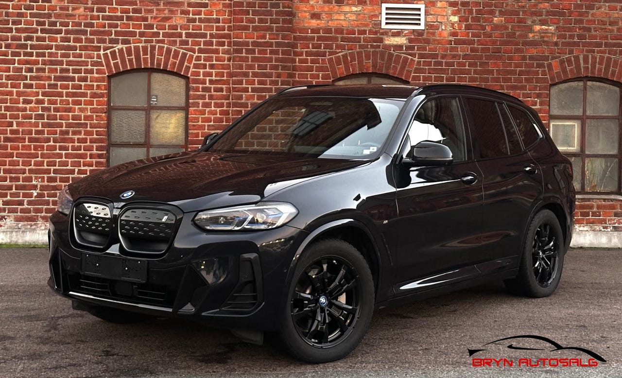 BMW iX3