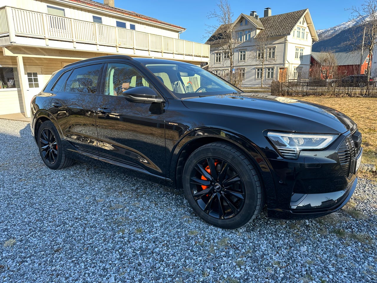 Audi e-tron
