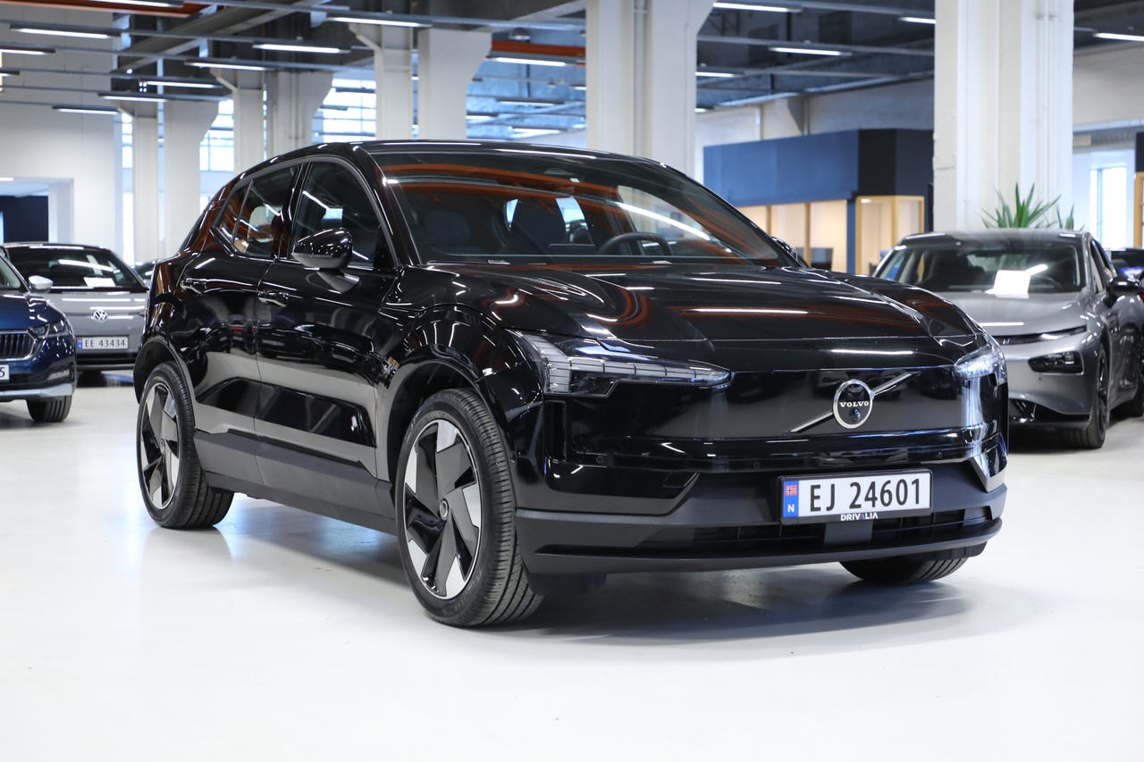 Volvo EX30