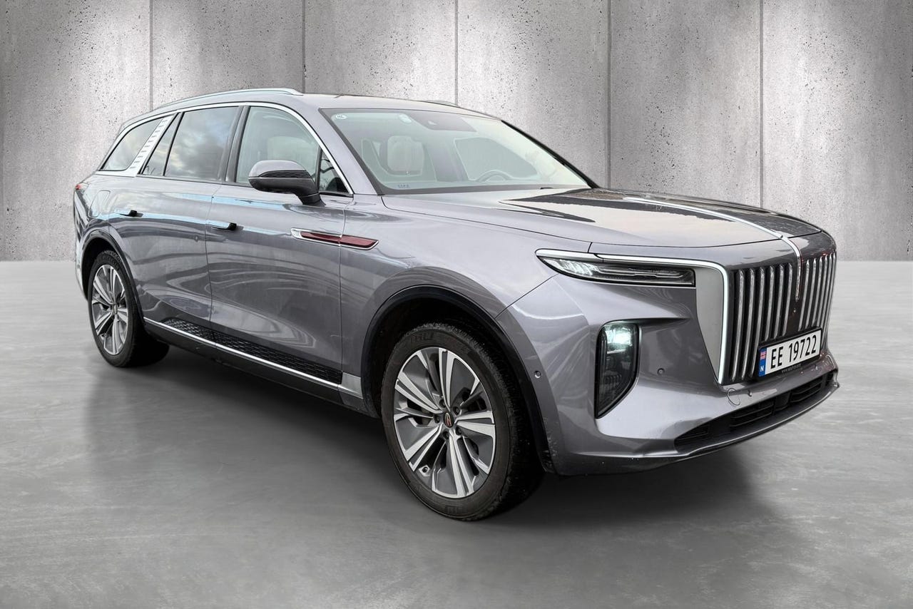 Hongqi E-HS9