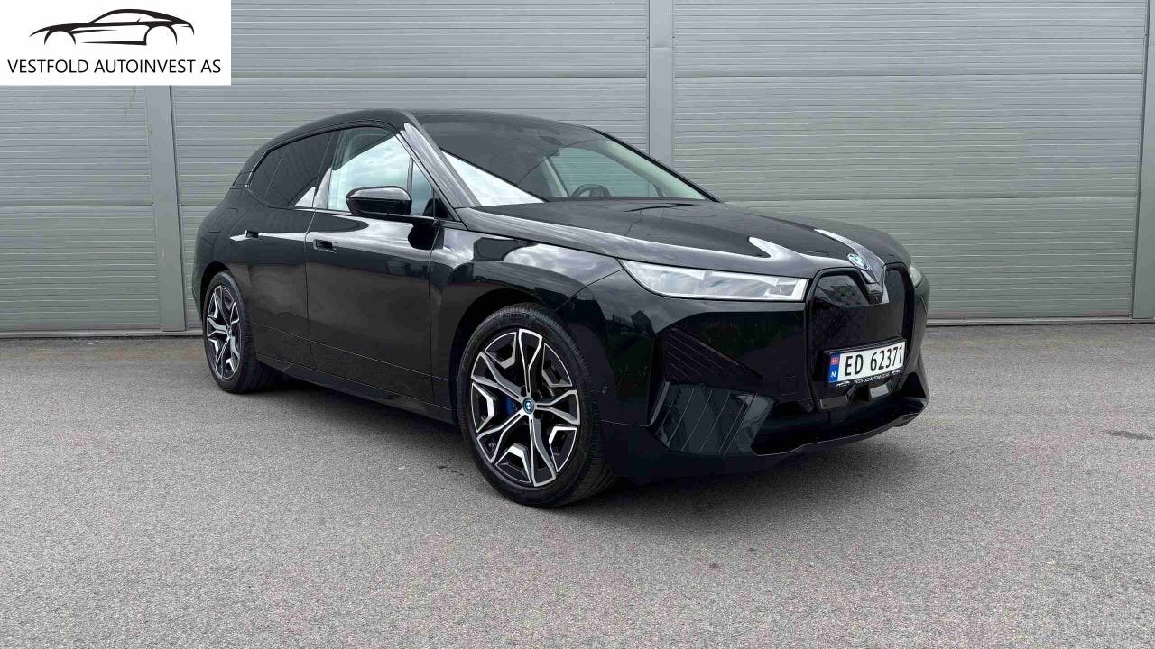 BMW iX