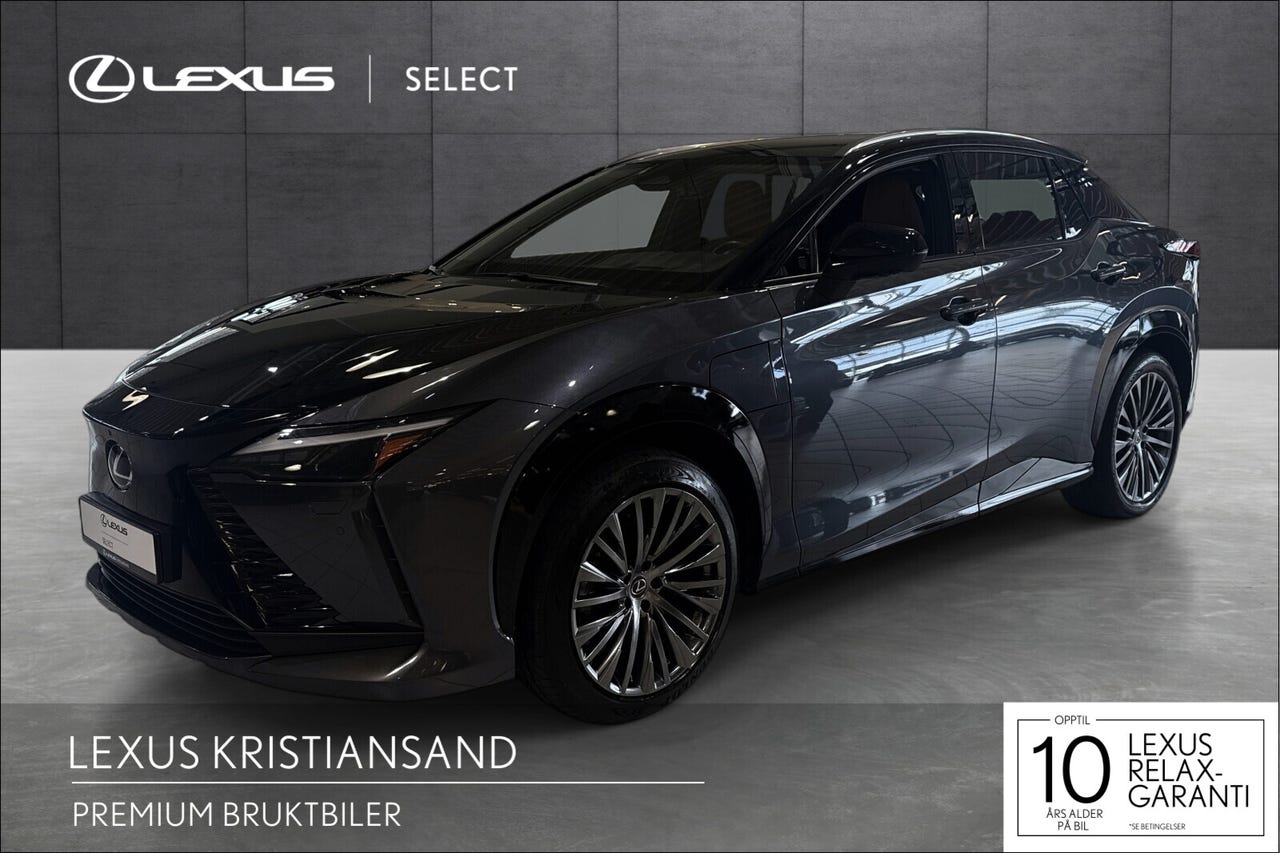 Lexus RZ450e