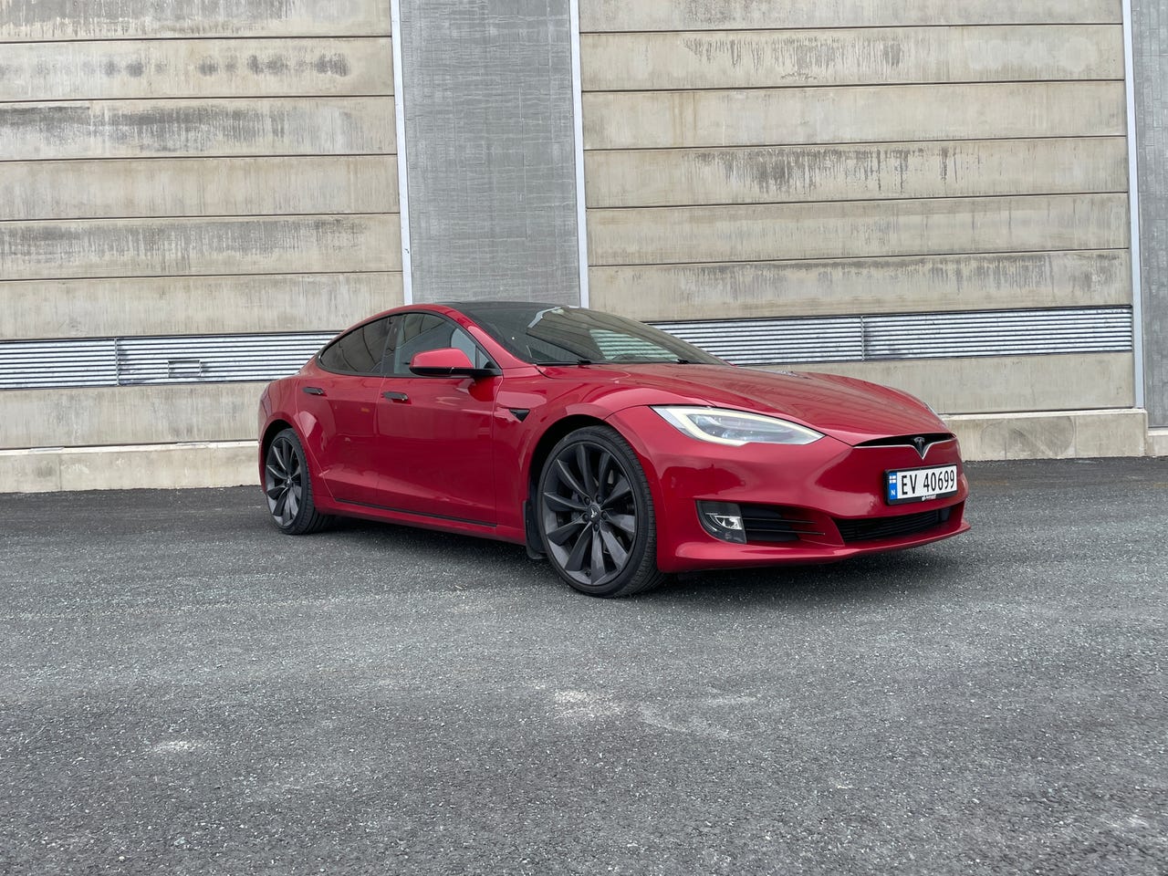 Tesla Model S