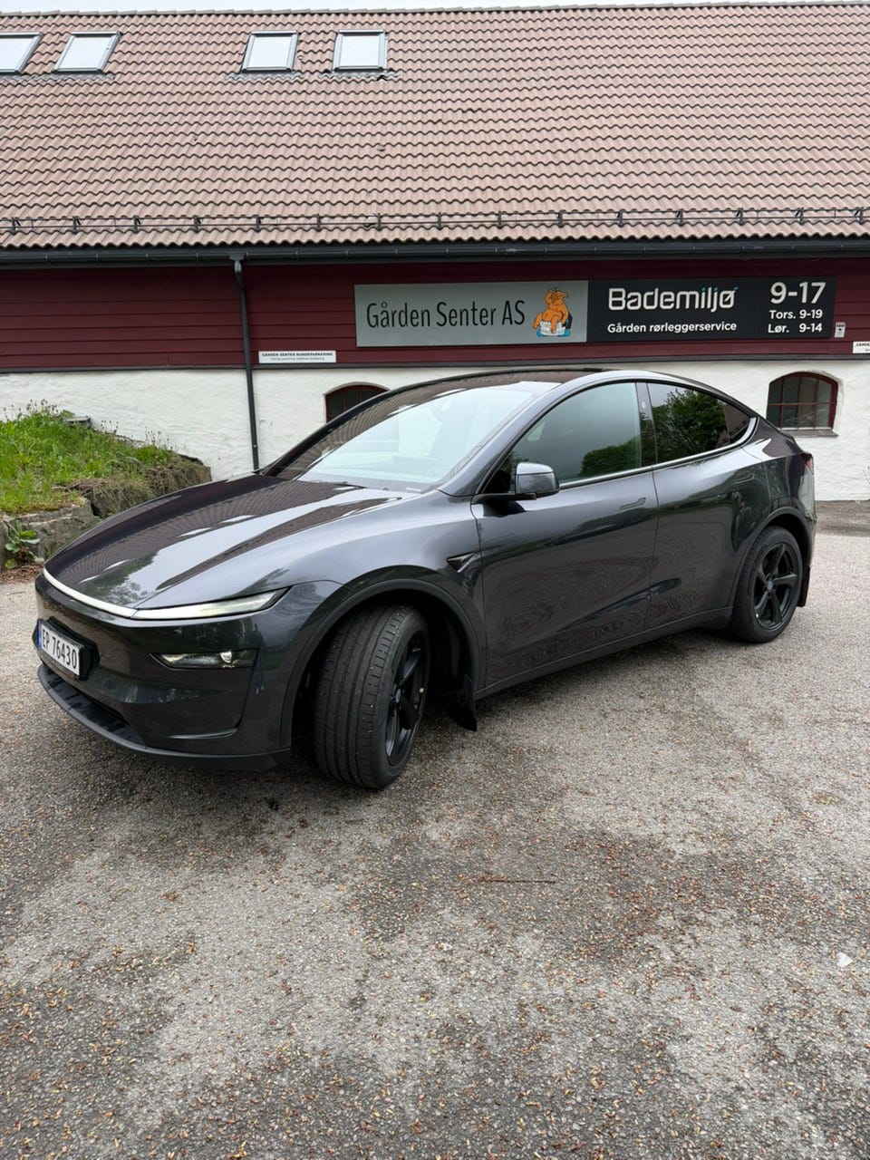 Tesla Model Y