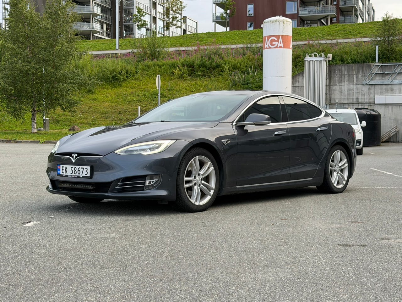 Tesla Model S