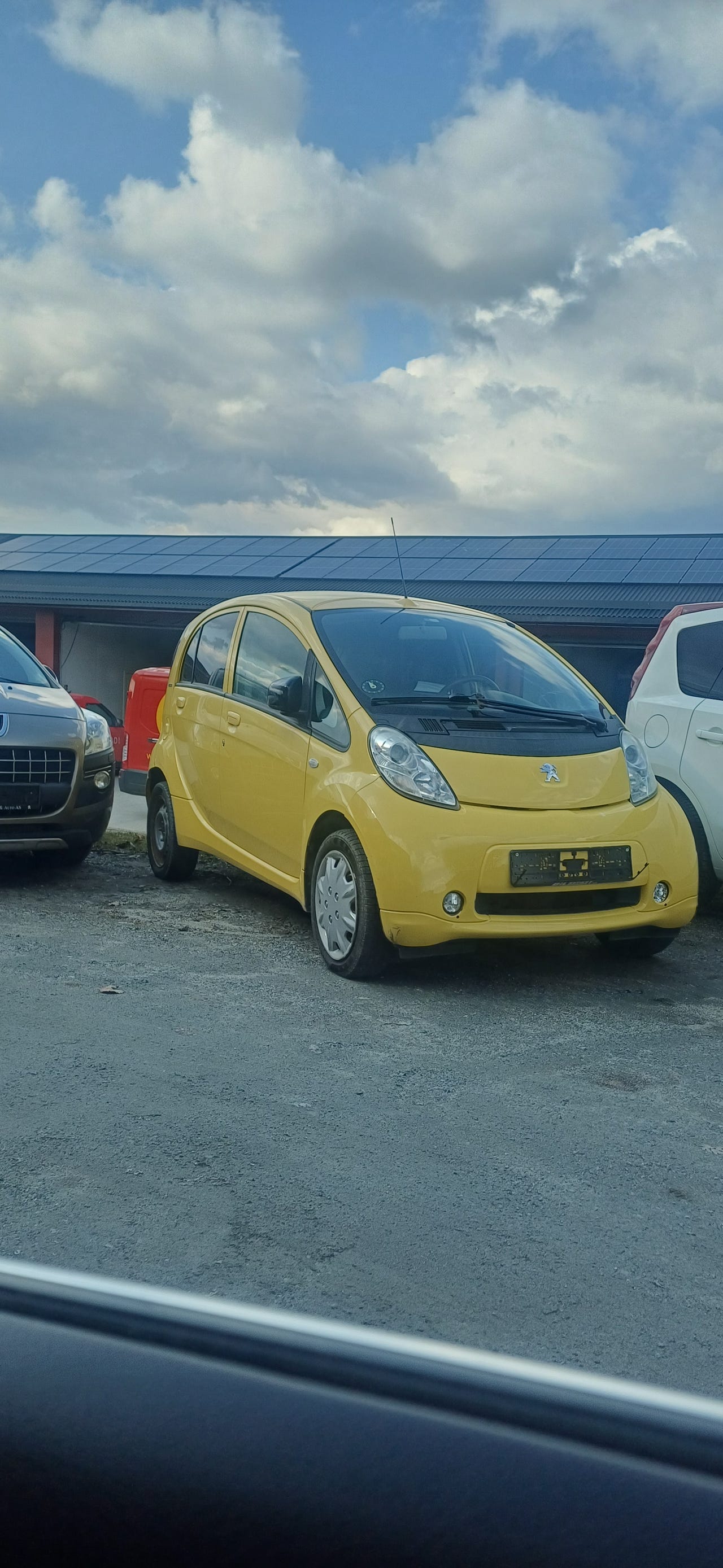 Peugeot iOn