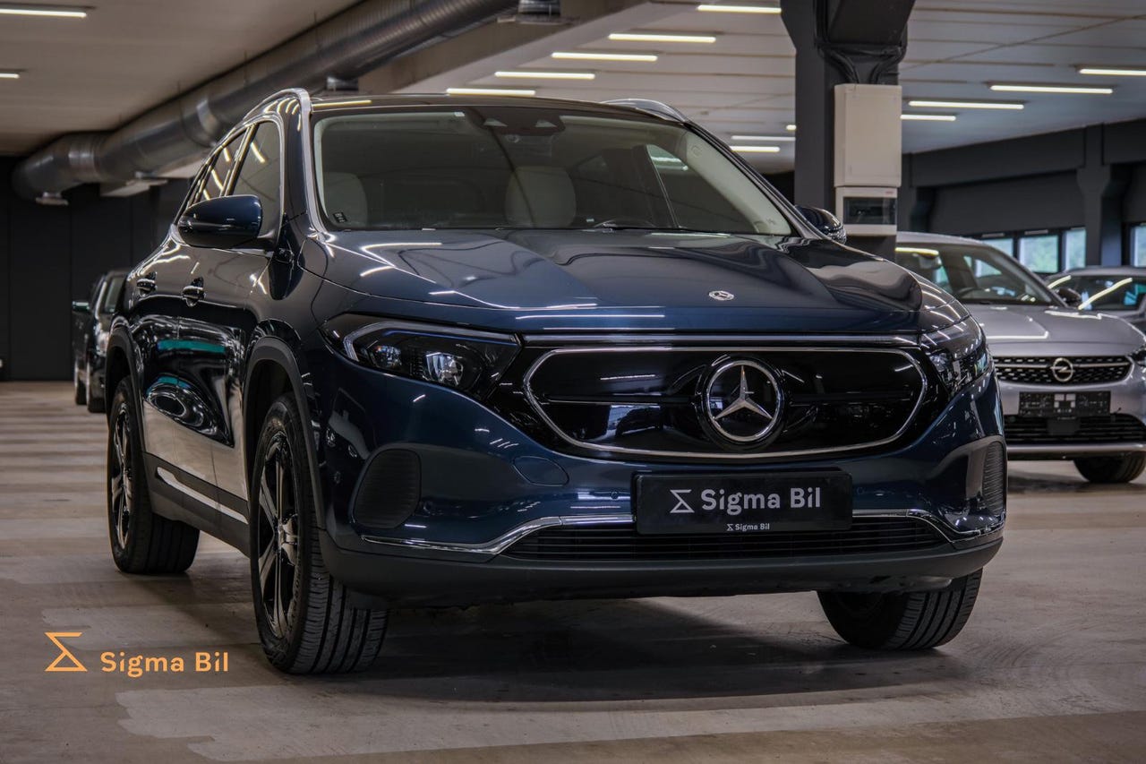 Mercedes-Benz EQA300