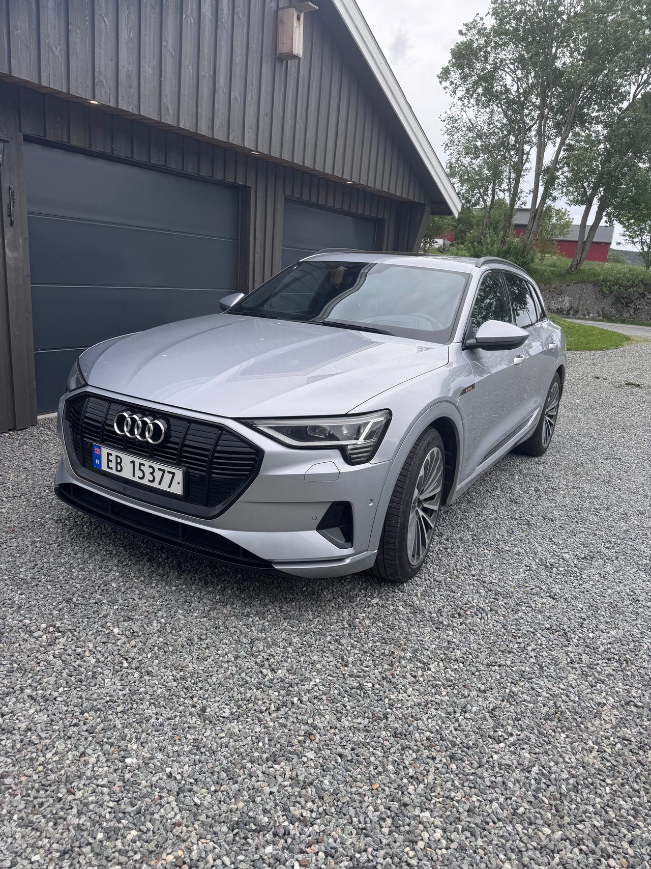 Audi e-tron