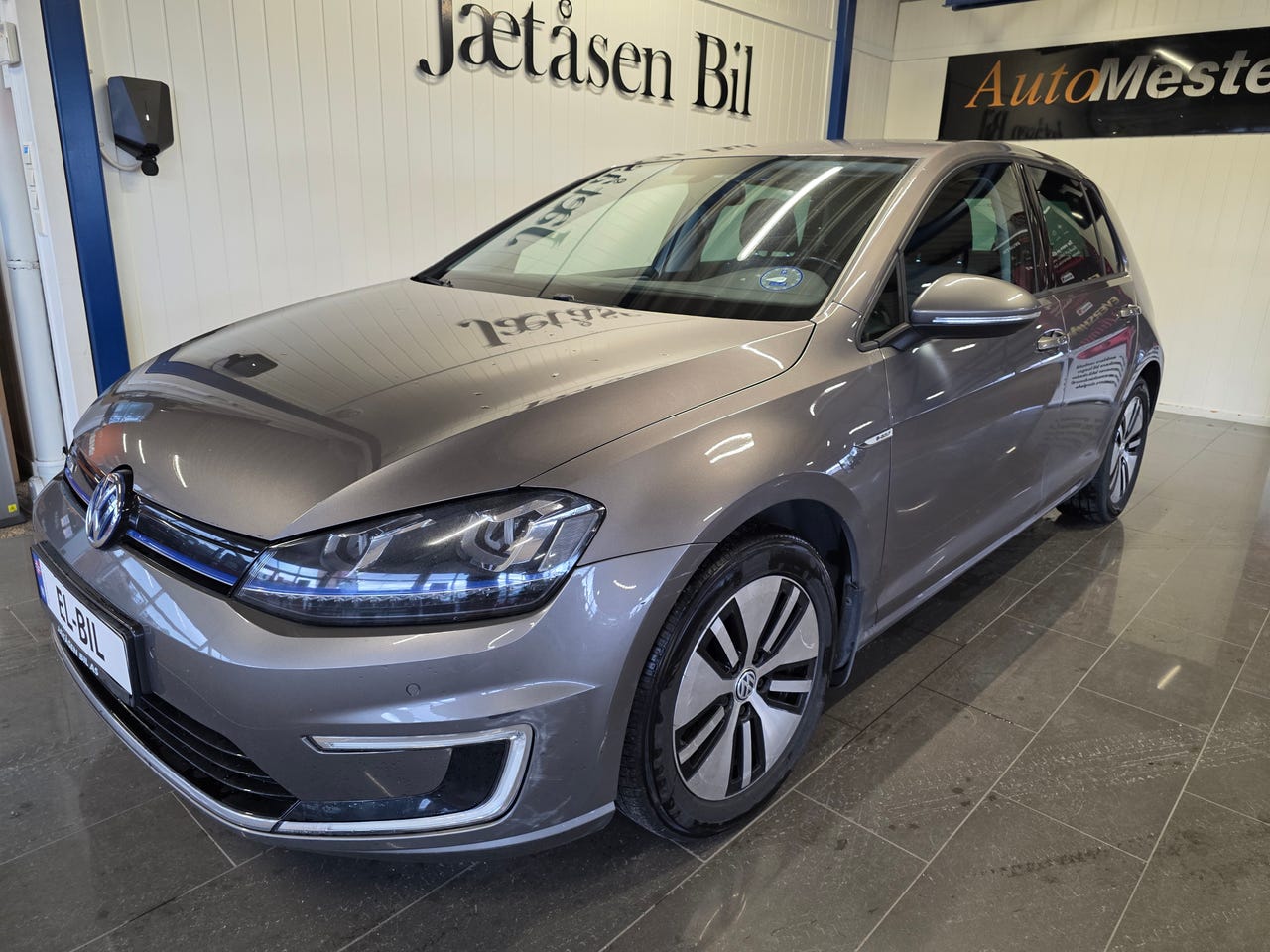 Volkswagen e-Golf VII