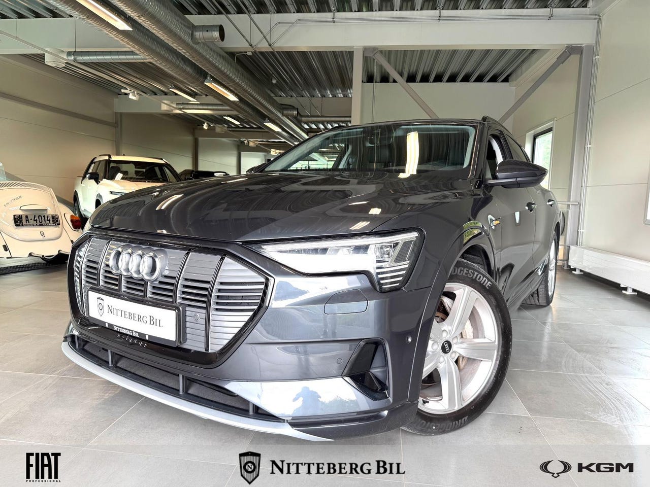 Audi e-tron