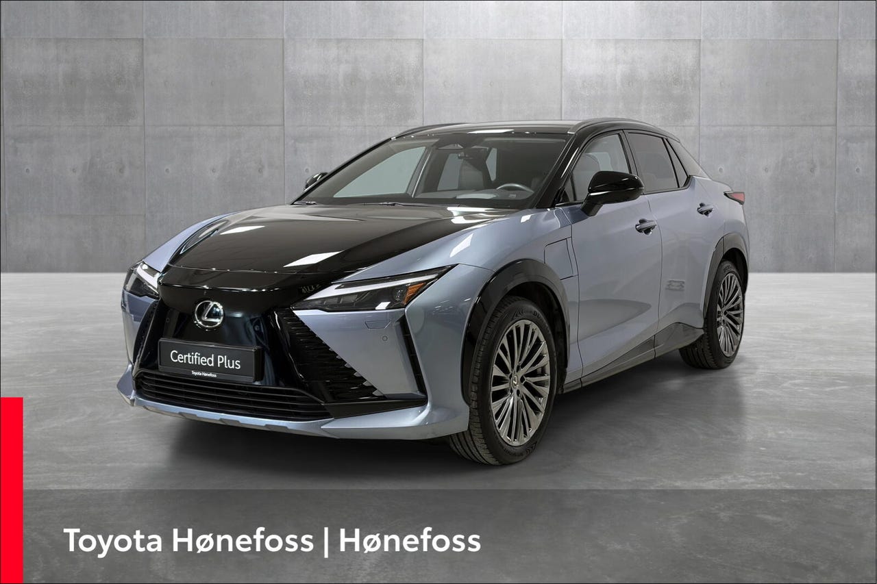 Lexus RZ450e
