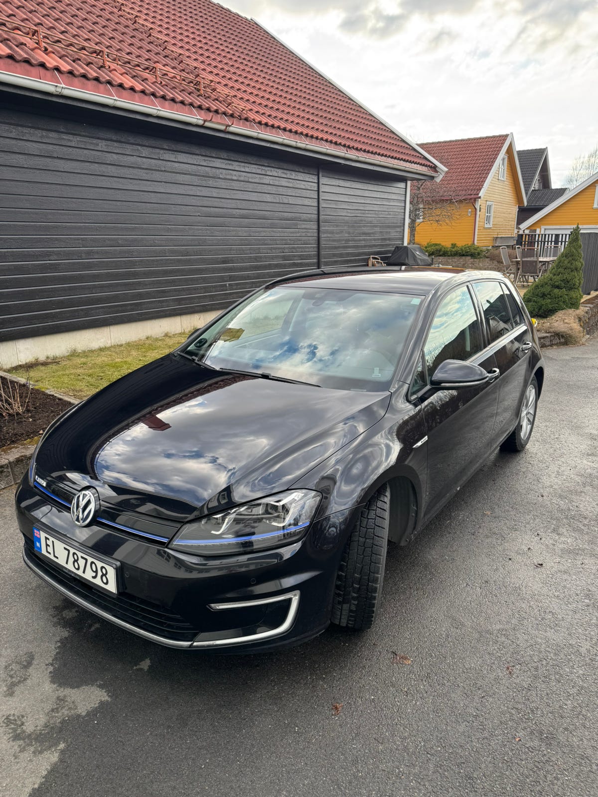 Volkswagen e-Golf VII