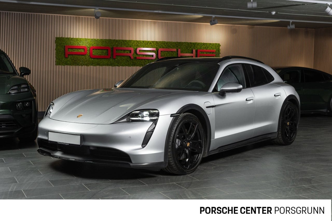 Porsche Taycan Cross Turismo