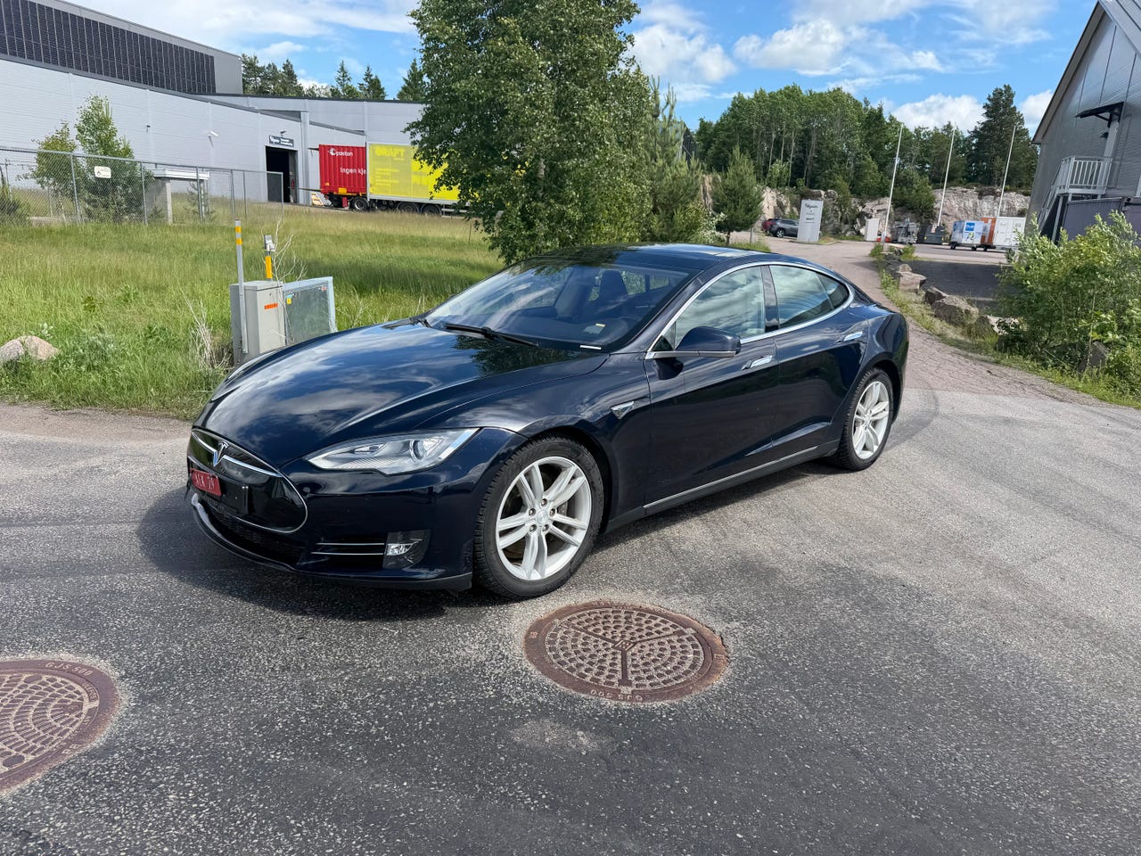 Tesla Model S