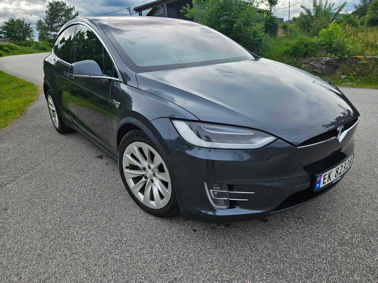 Tesla Model X