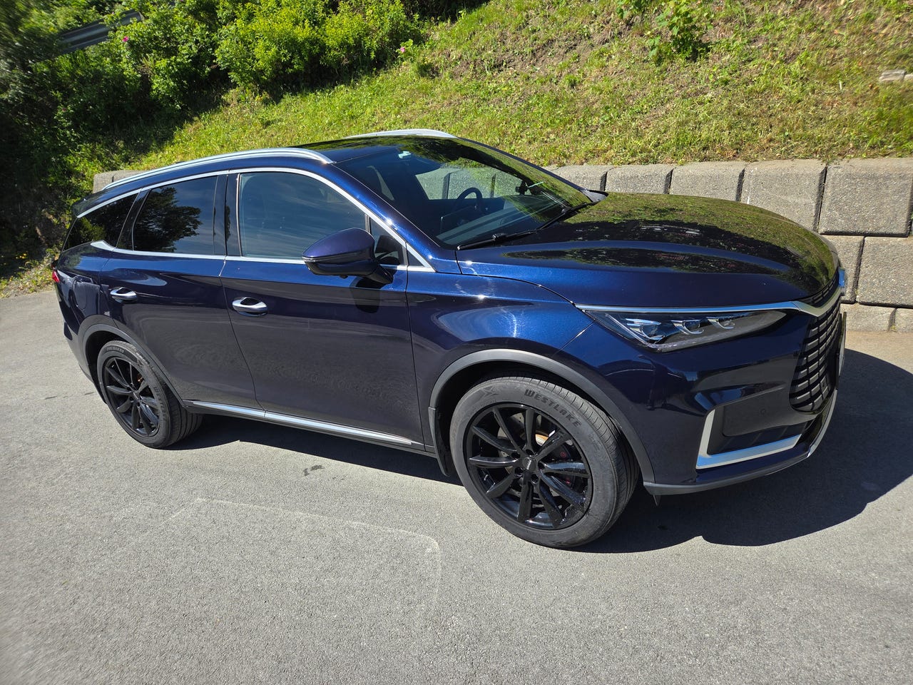 BYD Tang